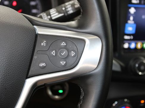 Used 2024 GMC Terrain SLT image 38