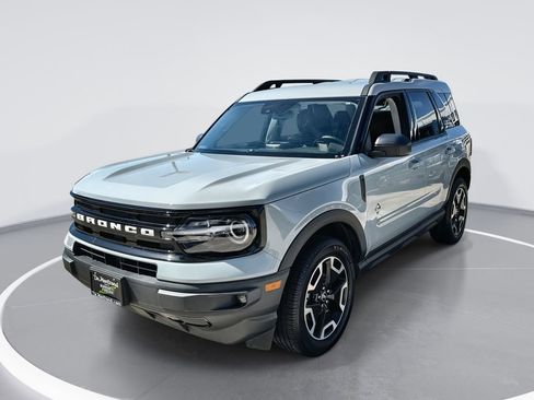 Used 2023 Ford Bronco Sport Outer Banks image 1
