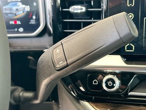 New 2026 GMC Sierra 1500 Elevation image 12