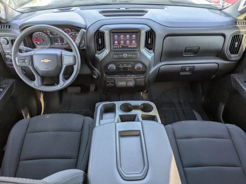 Certified 2024 Chevrolet Silverado 2500 Custom image 14