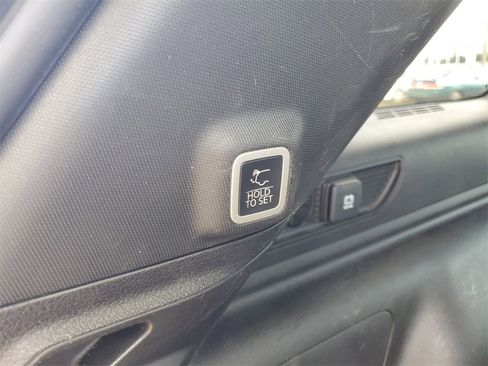 Used 2024 Jeep Grand Cherokee Limited 4xe image 10