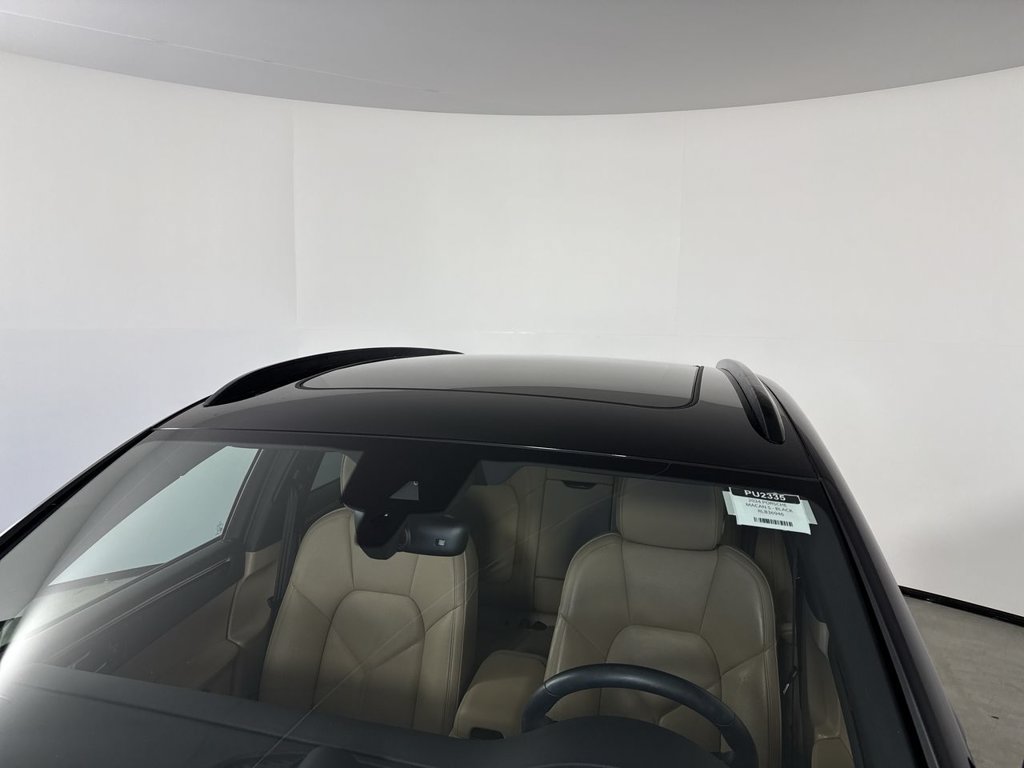Certified 2024 Porsche Macan S w/ Premium Plus Package AWD/4WD image 17
