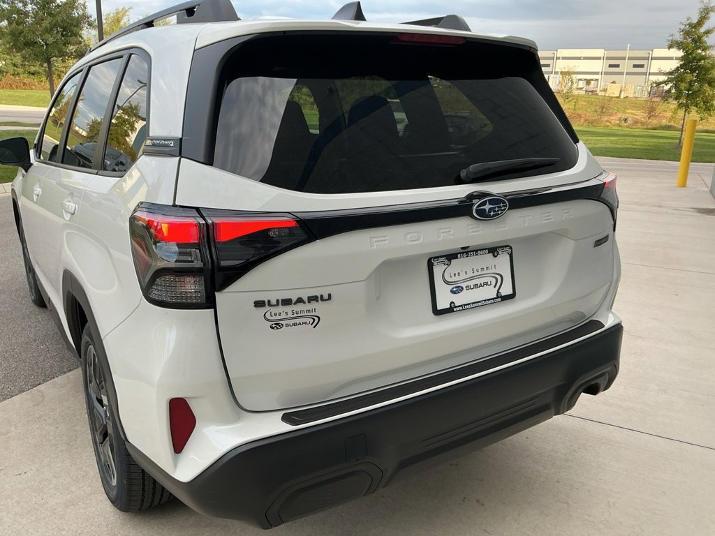 New 2026 Subaru Forester Touring AWD/4WD image 11