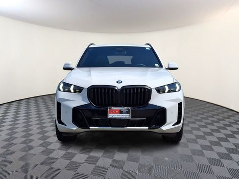 Used 2024 BMW X5 xDrive40i w/ M Sport Package AWD/4WD image 3