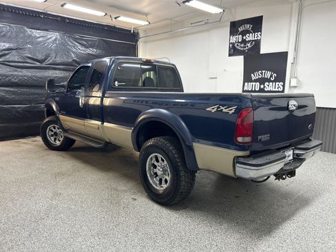 Used 2001 Ford F250 Lariat AWD/4WD image 4