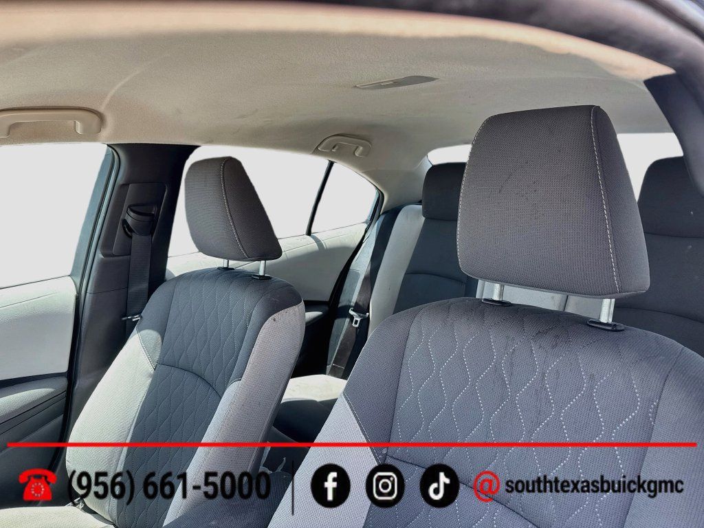 Used 2026 Toyota Corolla LE FWD image 12