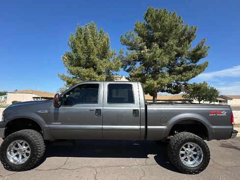 Used 2006 Ford F250 Lariat AWD/4WD image 1