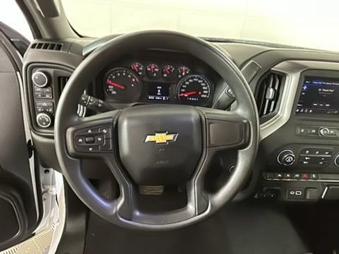 Used 2024 Chevrolet Silverado 1500 Custom AWD/4WD image 15