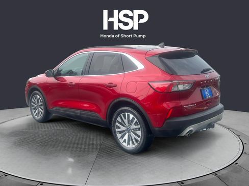 Used 2020 Ford Escape Titanium w/ Titanium Premium Package 2.0 AWD/4WD image 3