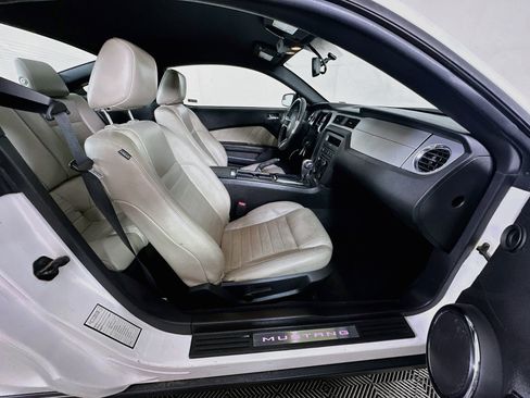 Used 2012 Ford Mustang Premium RWD image 25