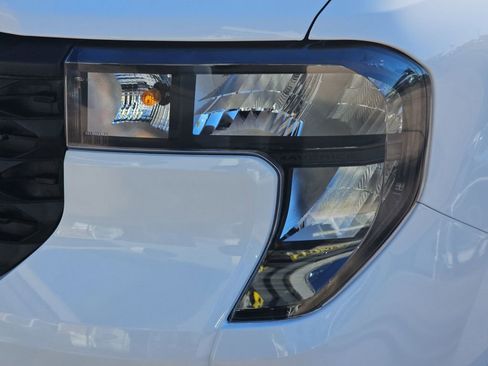 New 2025 Ford Maverick XLT image 32