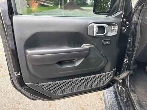 Used 2021 Jeep Wrangler Unlimited Sport image 39