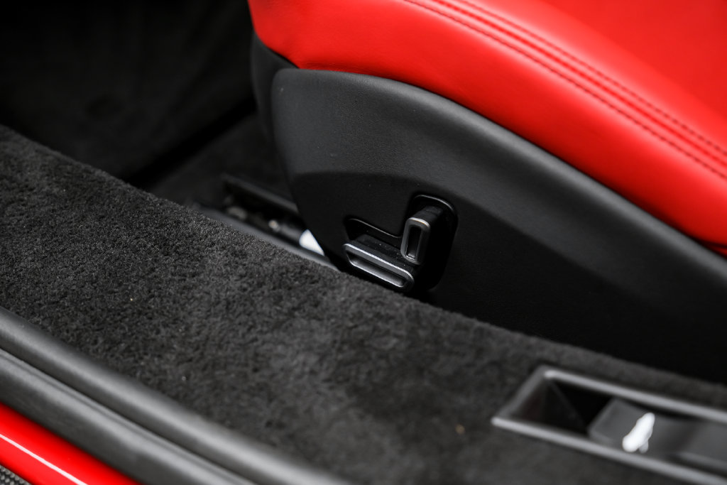 Used 2023 Ferrari SF90 Stradale AWD/4WD image 34