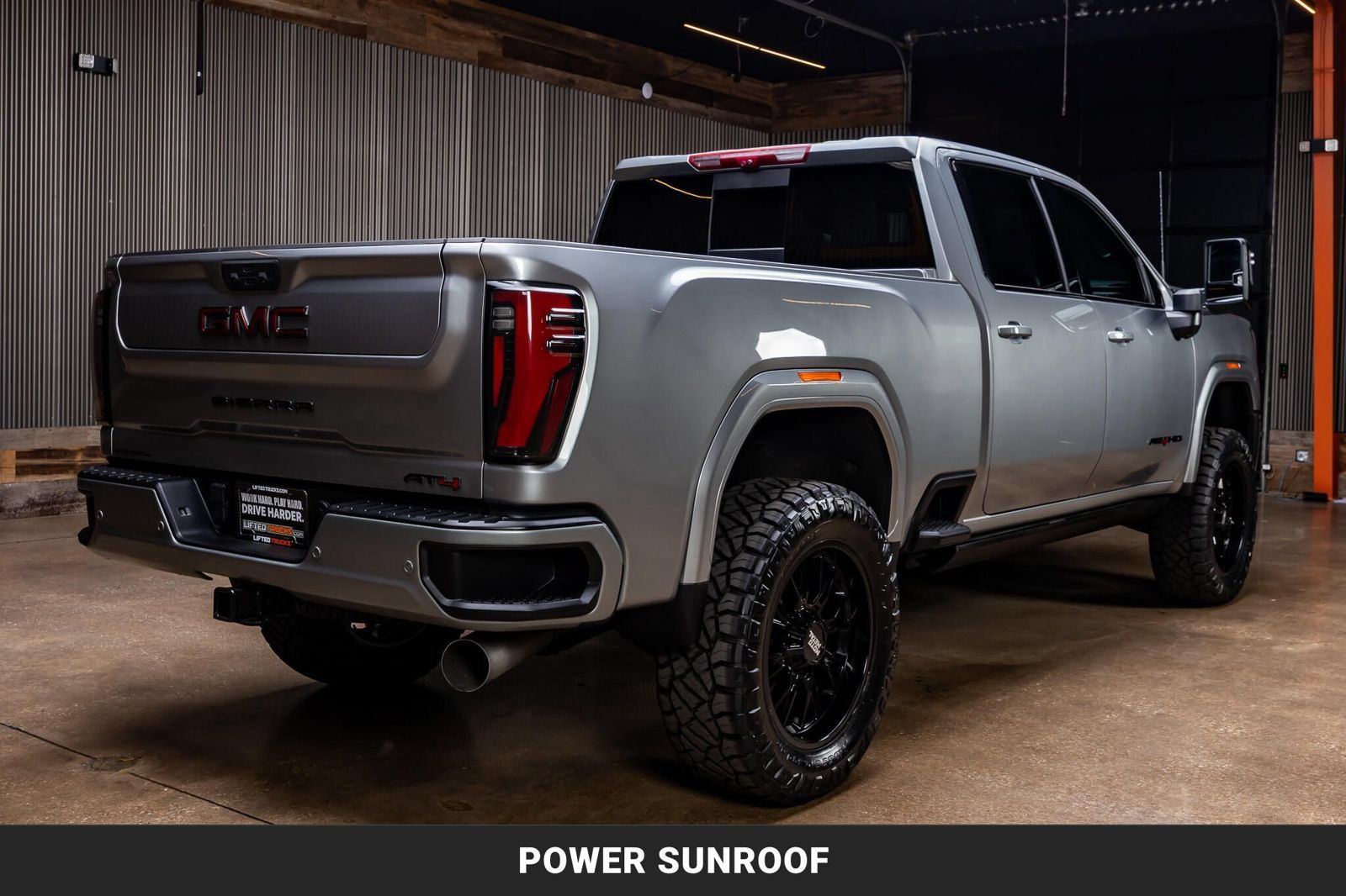Used 2025 GMC Sierra 3500 AT4 w/ AT4 Premium Plus Package AWD/4WD image 10