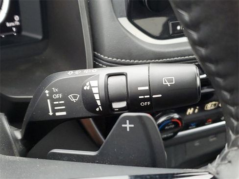 Used 2023 Nissan Rogue Platinum w/ Platinum Premium Package image 14