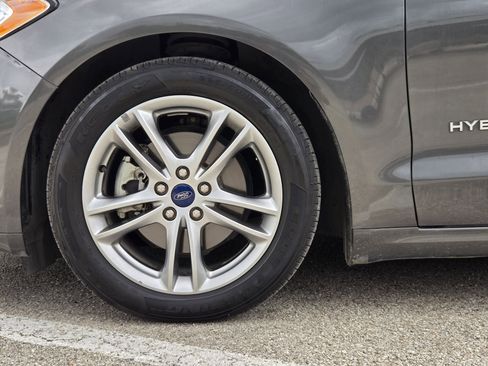 Used 2015 Ford Fusion Titanium image 26