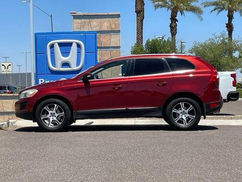 Used 2013 Volvo XC60 T6 AWD/4WD image 8