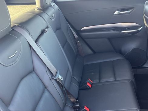 Used 2025 Cadillac XT4 Premium Luxury image 19