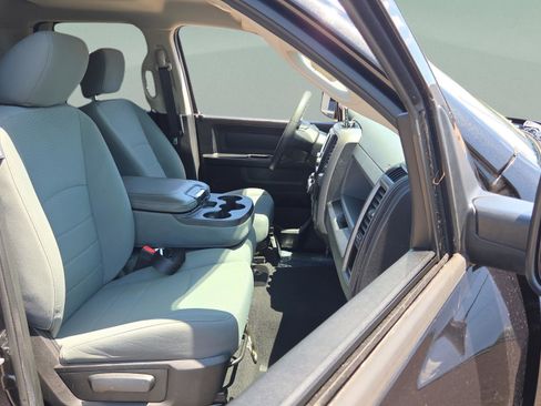 Used 2017 RAM 1500 Express w/ Black Ram 1500 Express Group image 15