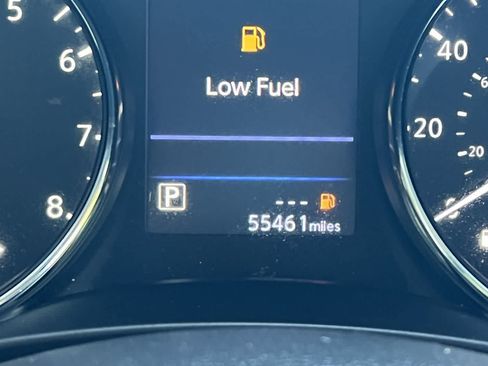 Used 2020 Nissan Rogue SV w/ Premium Package FWD image 25