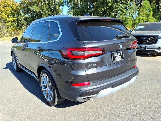 Used 2021 BMW X5 sDrive40i RWD image 2