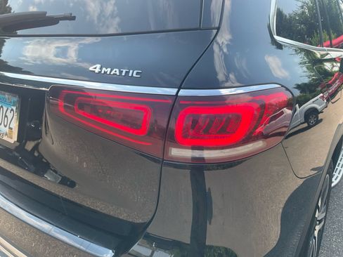 Used 2021 Mercedes-Benz GLS 450 4MATIC image 30