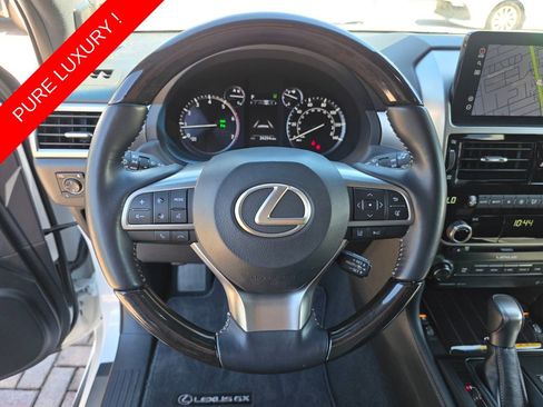 Used 2023 Lexus GX 460 Premium w/ Premium Package AWD/4WD image 32