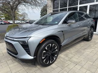 Used 2025 Chevrolet Blazer EV RS video 3