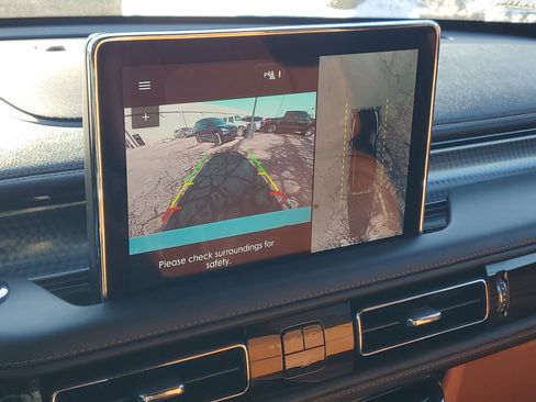 Certified 2023 Lincoln Aviator Black Label image 17