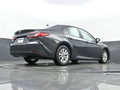 New 2026 Toyota Camry LE image 24