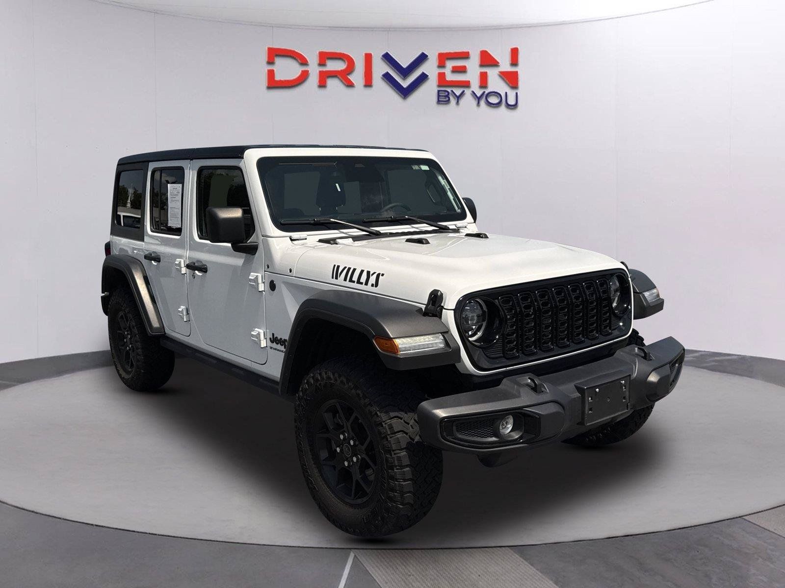 Used 2025 Jeep Wrangler Unlimited Sport AWD/4WD image 2