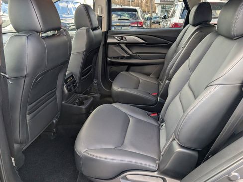 Used 2023 MAZDA CX-9 Touring image 17