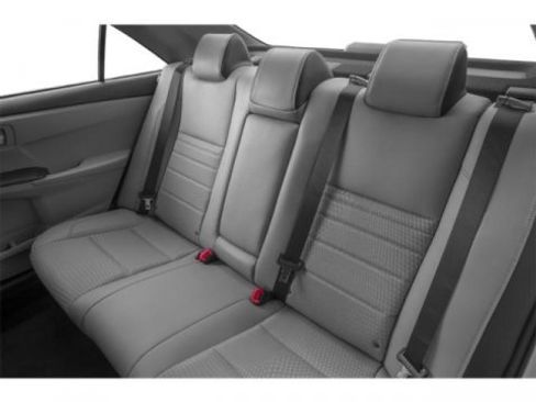 Used 2015 Toyota Camry SE image 15