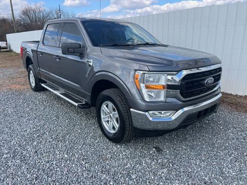 Used 2021 Ford F150 XLT w/ Equipment Group 301A Mid image 8