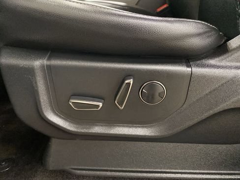 Used 2018 Ford F150 Raptor w/ Equipment Group 802A Luxury image 14