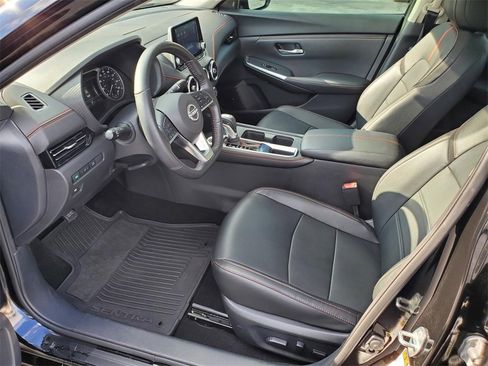 Certified 2024 Nissan Sentra SR w/ SR Premium Package image 17