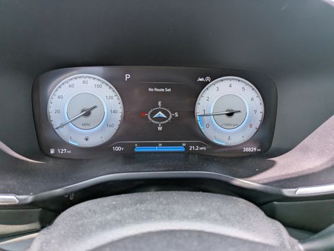 Used 2023 Hyundai Santa Fe SEL w/ Premium Package FWD image 26