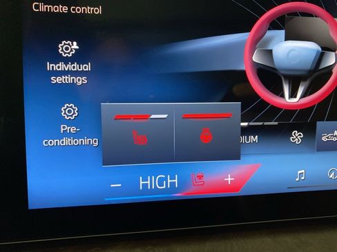 New 2026 BMW X5 xDrive40i w/ M Sport Package image 20