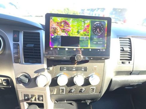 Used 2011 Toyota Tundra 4x4 Double Cab w/ TRD Off-Road Pkg image 18