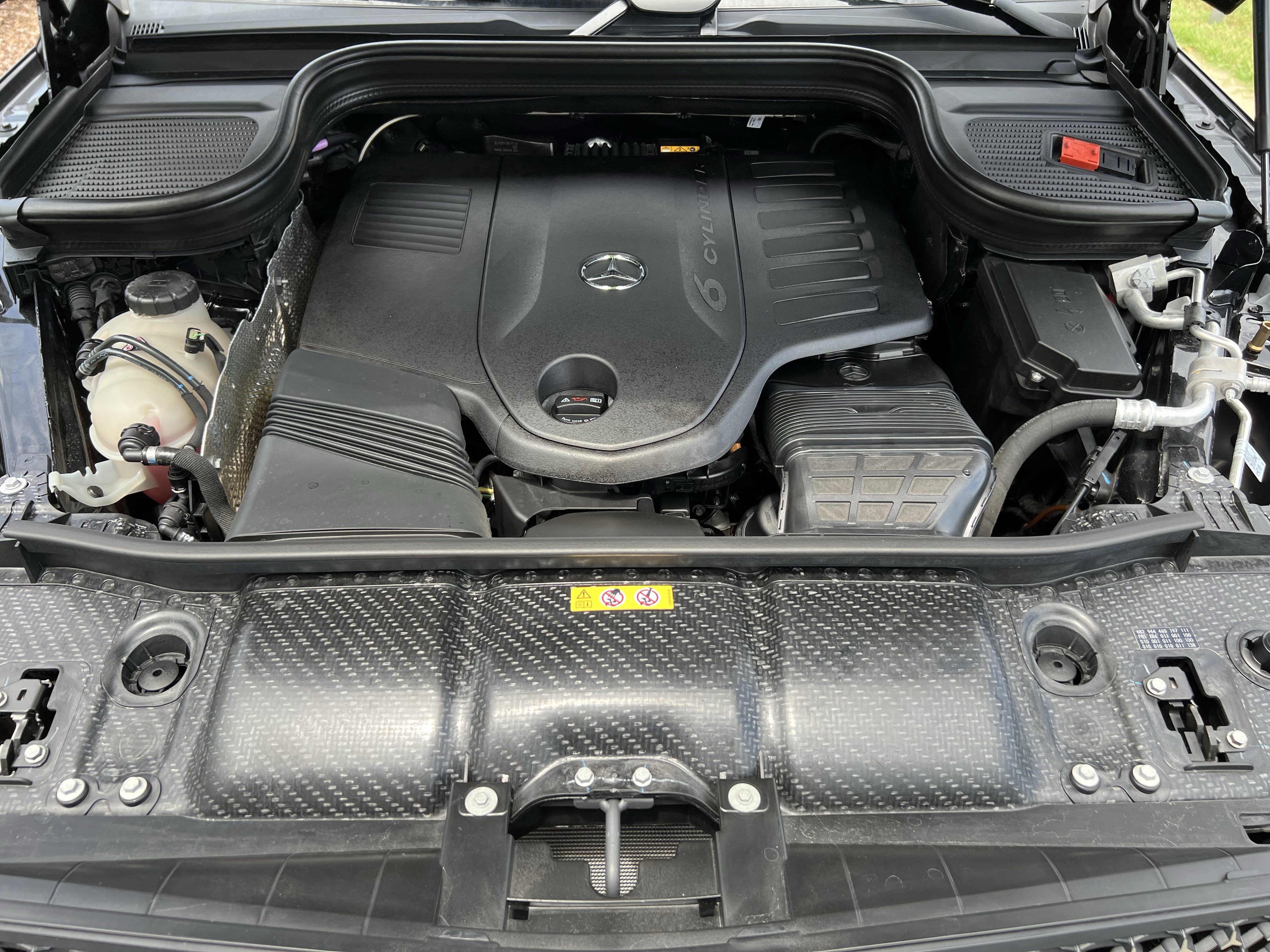 Certified 2025 Mercedes-Benz GLE 450 4MATIC image 36