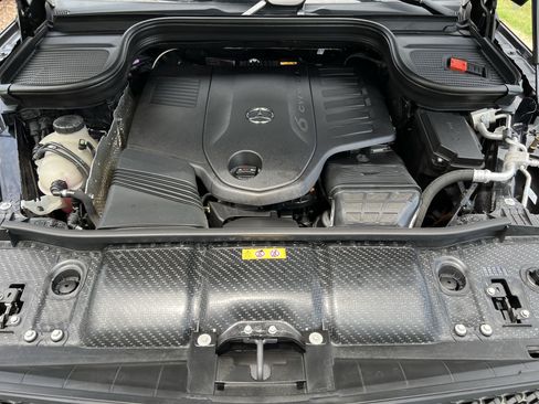 Certified 2025 Mercedes-Benz GLE 450 4MATIC image 36
