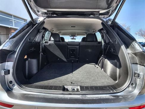 Used 2024 Mitsubishi Outlander SE image 17