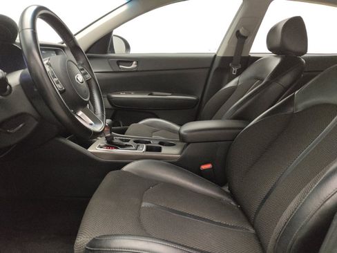 Used 2019 Kia Optima S FWD image 17