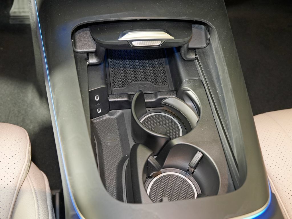 New 2027 Mercedes-Benz E 350 4MATIC Sedan image 22