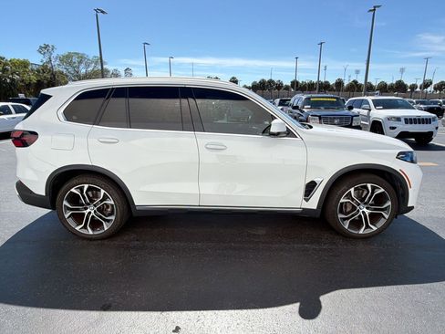 Used 2024 BMW X5 sDrive40i w/ Premium Package RWD image 8