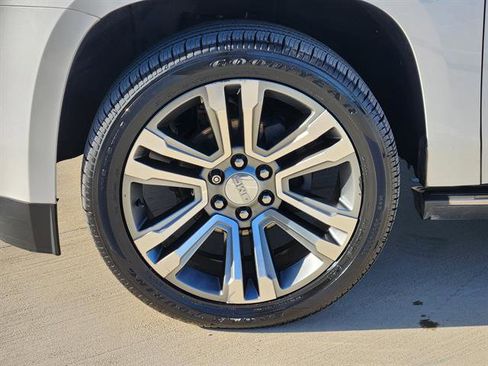 Used 2019 GMC Yukon XL Denali w/ Denali Ultimate Package image 7