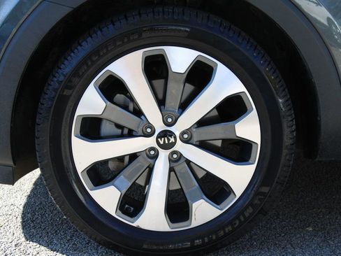 Used 2021 Kia Telluride EX w/ EX Premium Package image 42