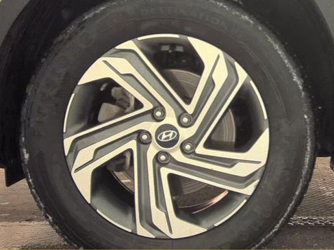 Used 2023 Hyundai Santa Fe SEL image 9