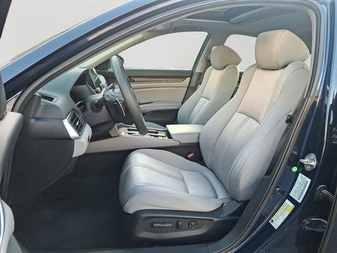 Used 2019 Honda Accord EX image 14