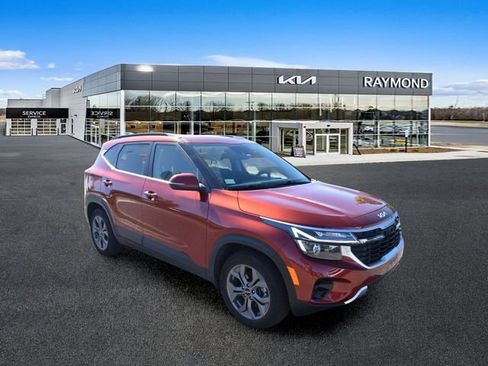 Certified 2024 Kia Seltos S AWD/4WD image 10